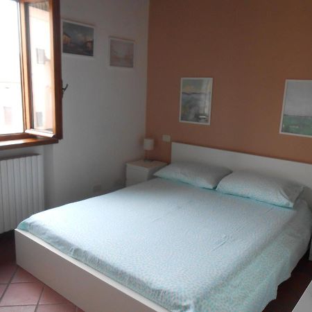 לוקה Casa Vacanze Orsi מראה חיצוני תמונה