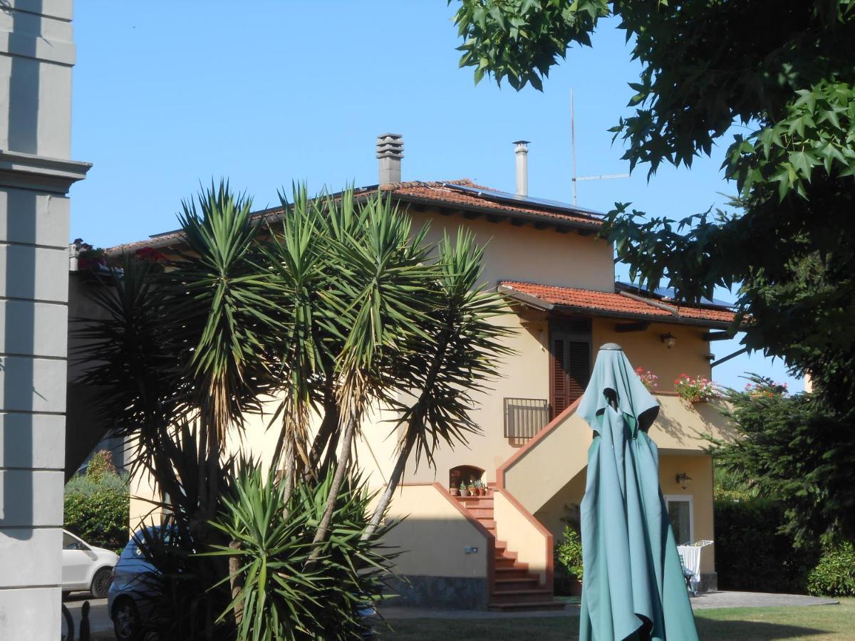 לוקה Casa Vacanze Orsi מראה חיצוני תמונה