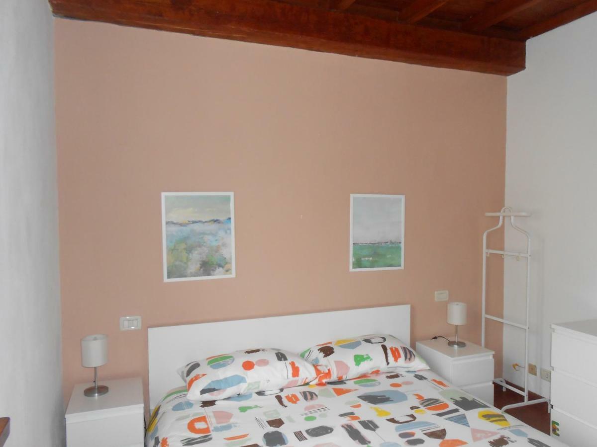 לוקה Casa Vacanze Orsi מראה חיצוני תמונה