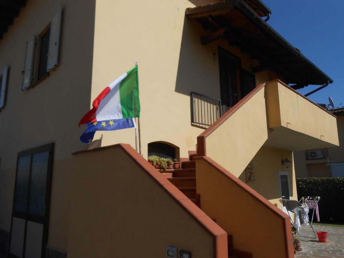 לוקה Casa Vacanze Orsi מראה חיצוני תמונה