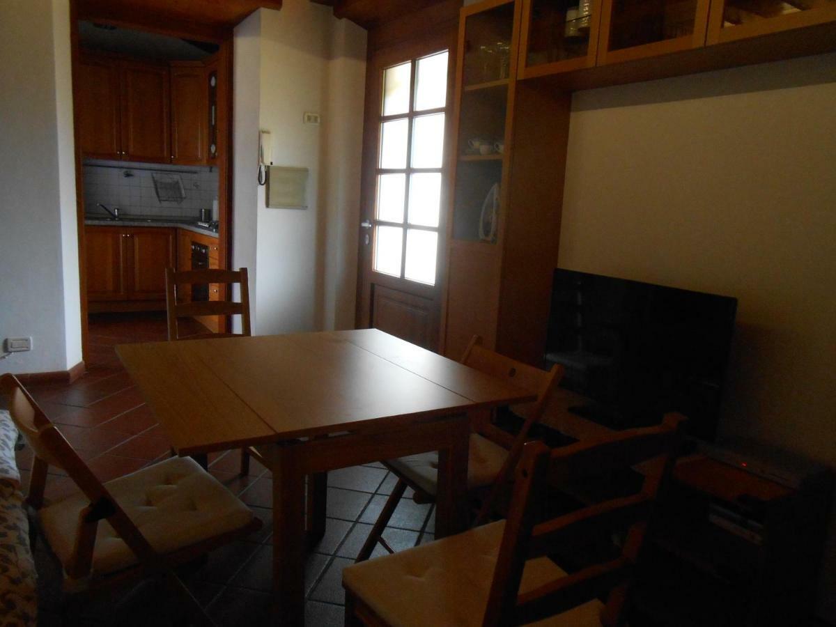 לוקה Casa Vacanze Orsi מראה חיצוני תמונה